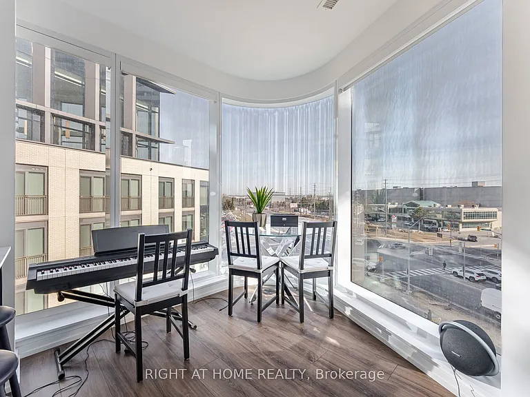 7890 Jane St #508 — Photo 31