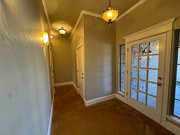 5th image of 16408 Village Common Dr