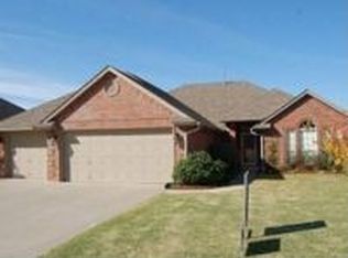 420 Misty Ridge Dr, Norman, OK 73071