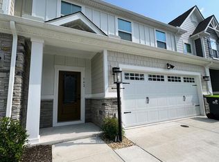 542 Eldridge Ln, Chesapeake, VA 23323