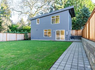 3034 NE 90th St, Seattle, WA 98115