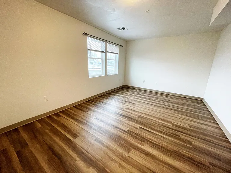 329 East St #304 — Photo 9