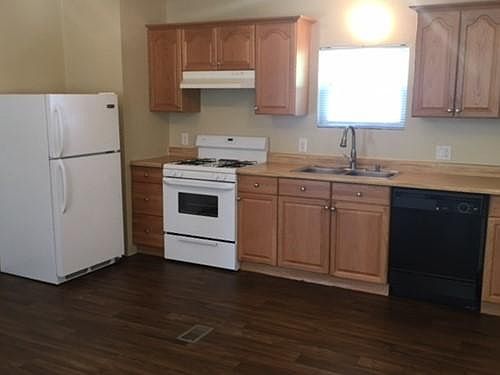 2nd image of 8401 Pan American Fwy NE Unit 268