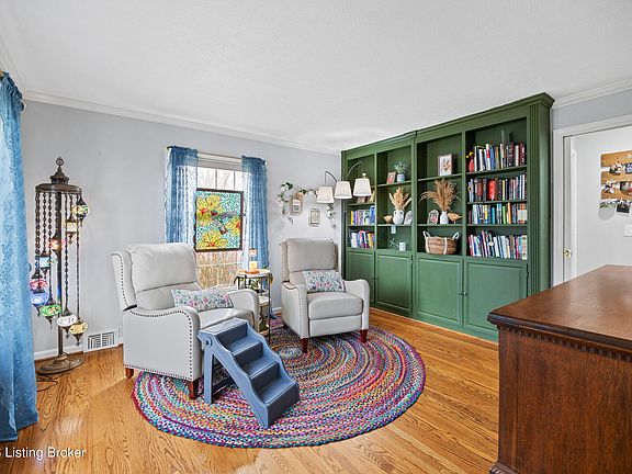 5th image of 10204 Hearthstone Ct