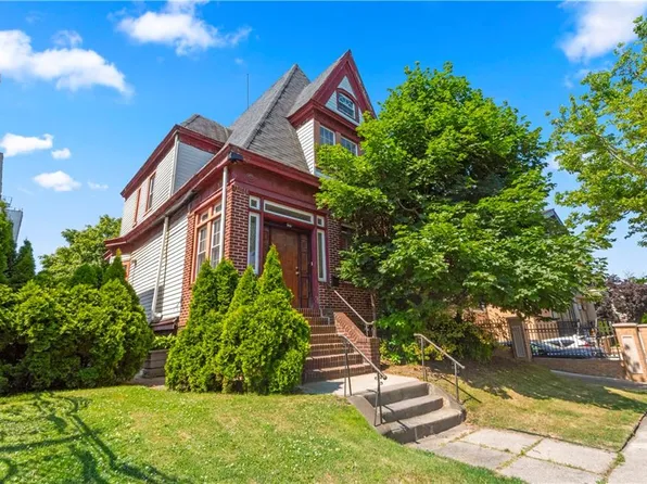 216 77th St, Brooklyn, NY 11209