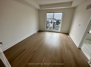 9 Arthur White Ln, Markham, ON L6E 0W2