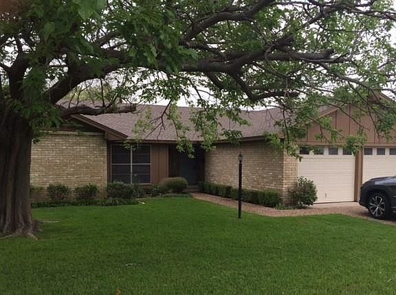 2nd image of 3620 Wilkie Way