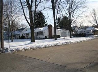 39405 Chestnut Ridge Rd, Elyria, OH 44035