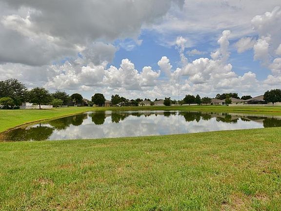 2nd image of 509 Woodford Dr