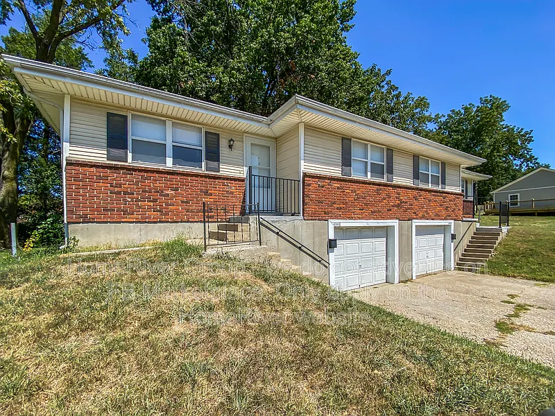 2 bed, 1.0 bath, 850 sqft, $1,200 — Photo 4