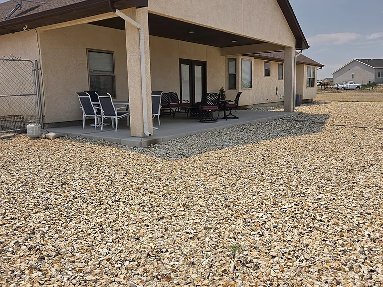 438 N Mitford Dr — Photo 32