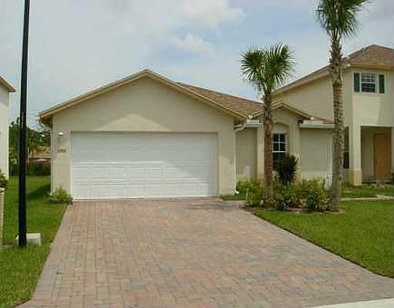 1st image of 1090 Winding Rose Way