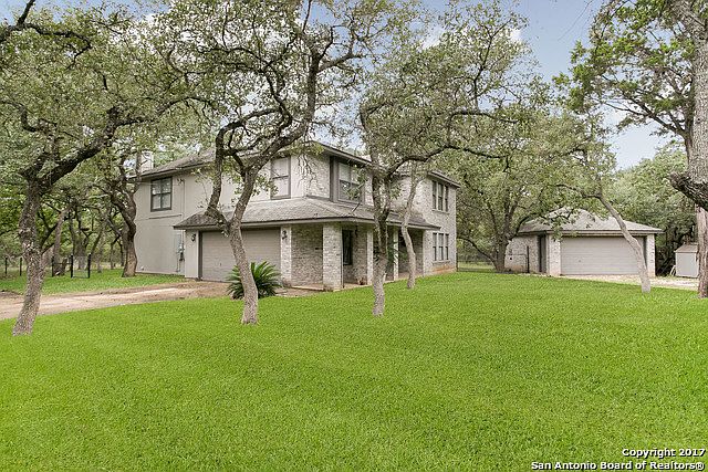 1st image of 1295 Hidden Oaks Dr