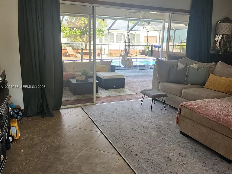6101 Palmetto Dr — Photo 54