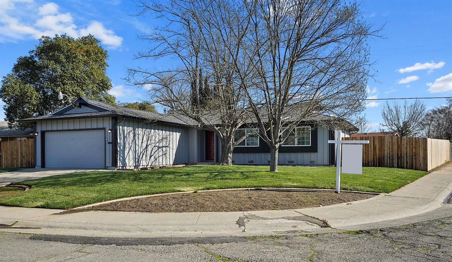 4448 Livingston Way photo 1