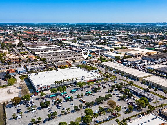 3rd image of 8015 NW 98th Street