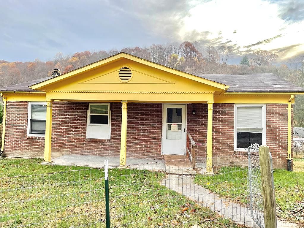 184 Varney St, Cedar Bluff, VA 24609 Zillow