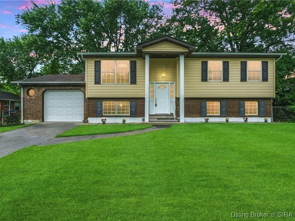 2407 Raintree Drive, Clarksville, IN 47129