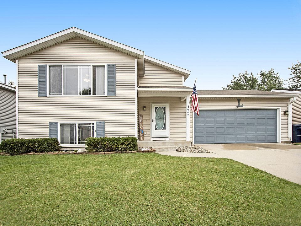 1st image of 969 Sagewood Ct