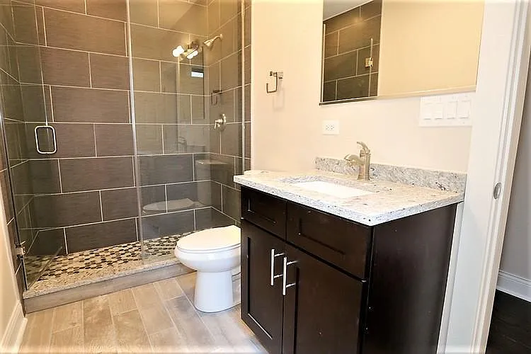 4445 N Rockwell St #3 — Photo 14