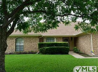 4210 Portales Dr, Arlington, TX 76016