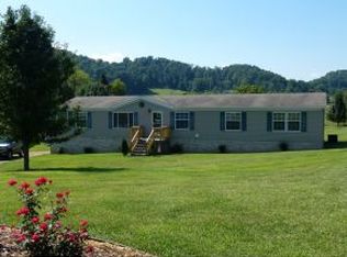 263 Wolfe Laurel Dr, Mt Carmel, TN 37645