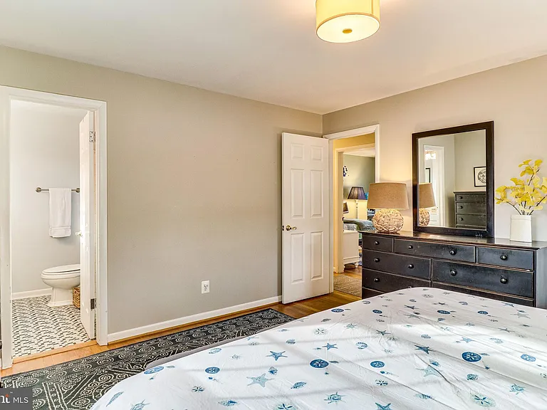 6519 Engel Dr — Photo 31
