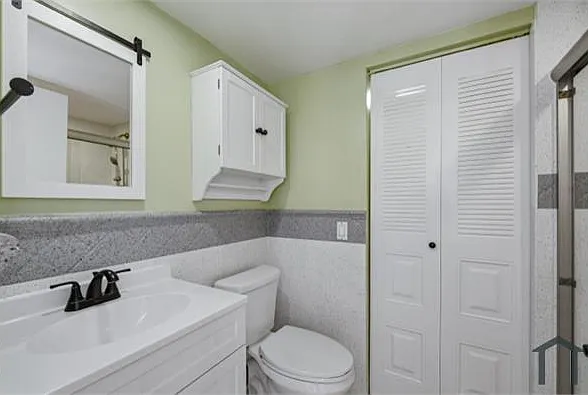 5247 Cedarbend Dr #2 — Photo 9