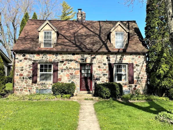 222 South Eva STREET, Port Washington, WI 53074