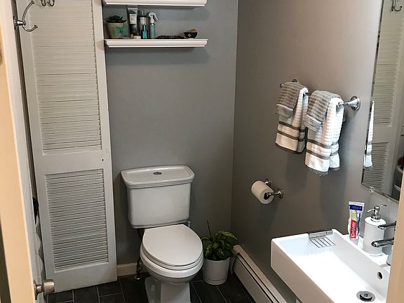 5th image of 762 E Broadway Unit 2