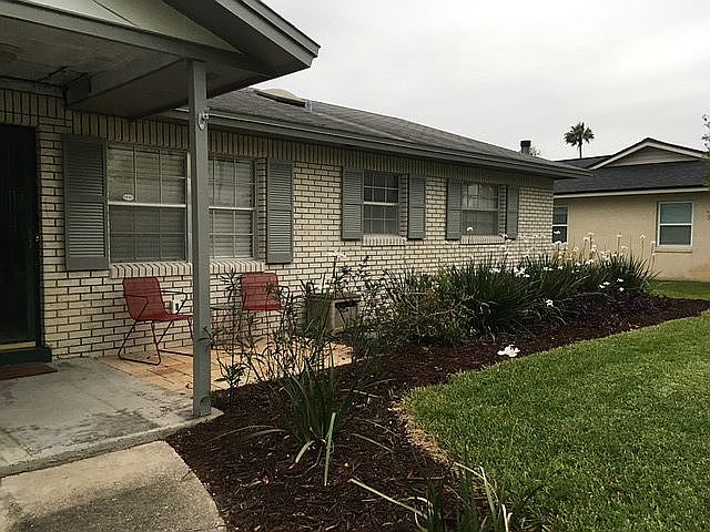1st image of 23 Dolphin Blvd