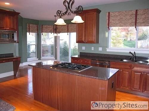 5th image of 1320 Fawnvalley Dr