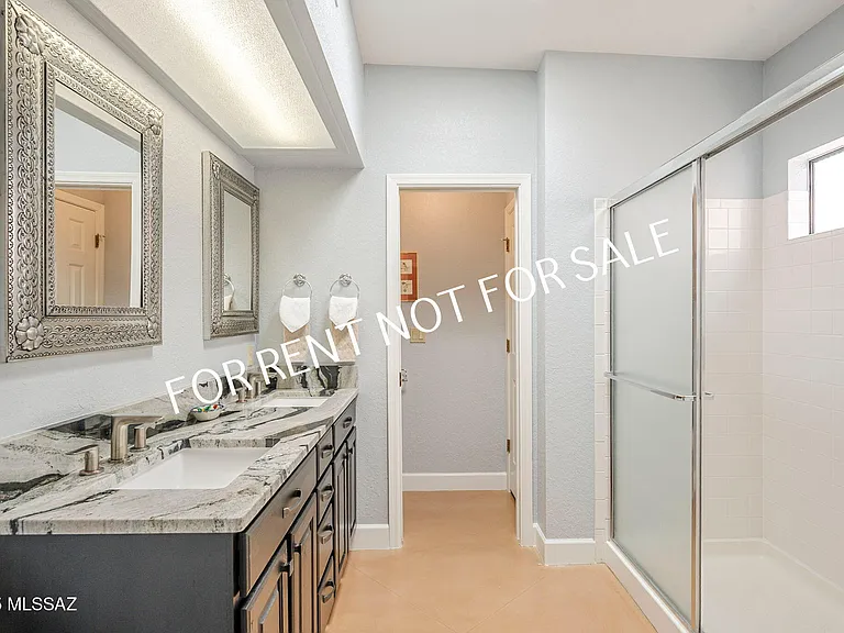4950 N Valle — Photo 36