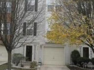 2588 Sylvan Moor Ln, Woodbridge, VA 22191