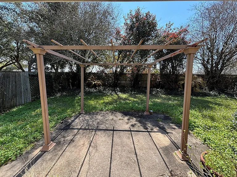 3526 Glenhill Dr — Photo 16