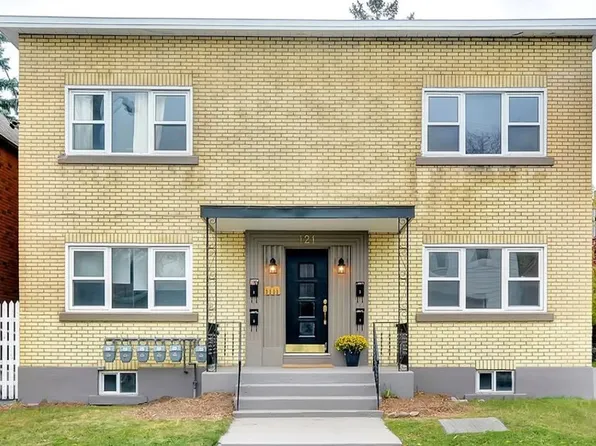 121 Glenora St #3, Ottawa, ON K1S 1J2