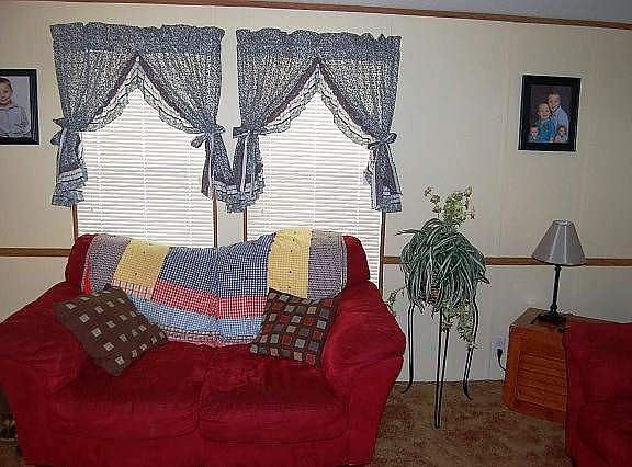 4th image of 7 Palm Castle Dr