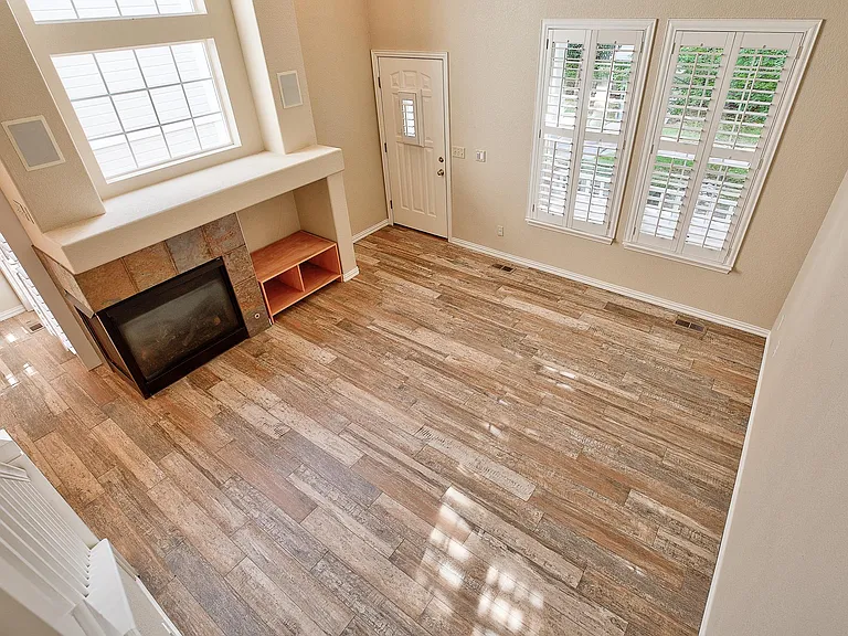 8300 Fairmount Dr — Photo 34