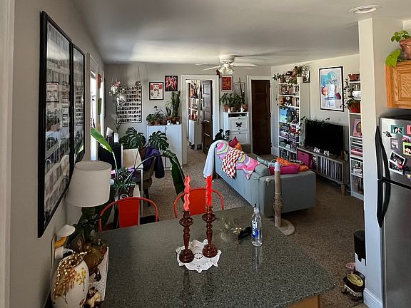 4th image of 816 Lake St W #206