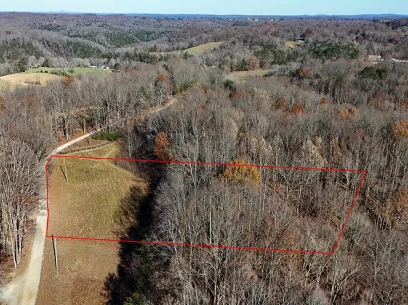 4 McFall Rd, Albany, KY 42602