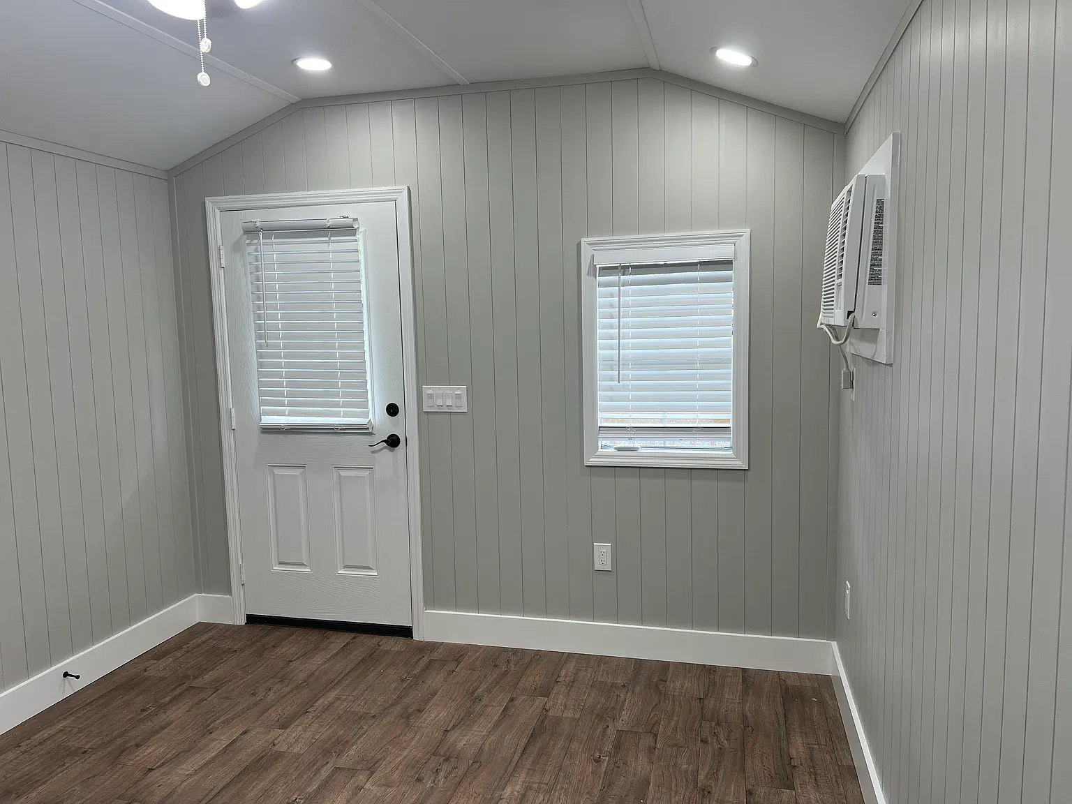 SBA1 — Photo 2