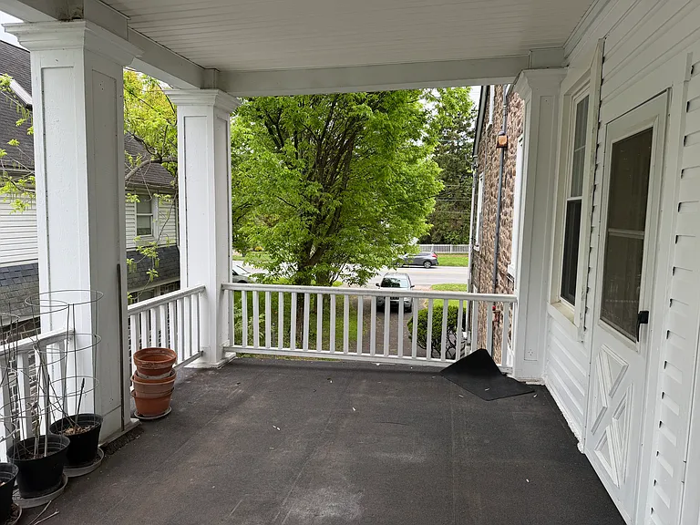 2nd floor deck