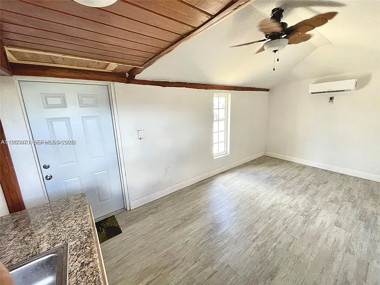 7150 Coolidge St — Photo 9