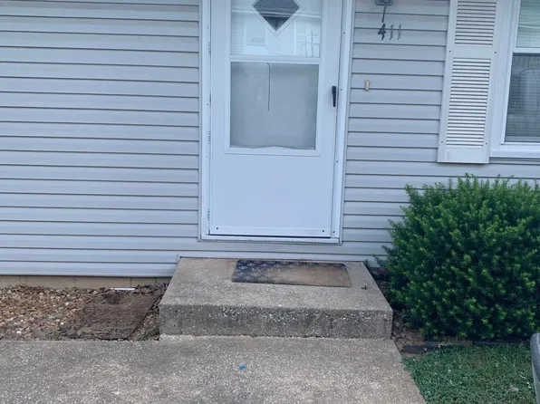 411 S 8th Ave #411, Ozark, MO 65721