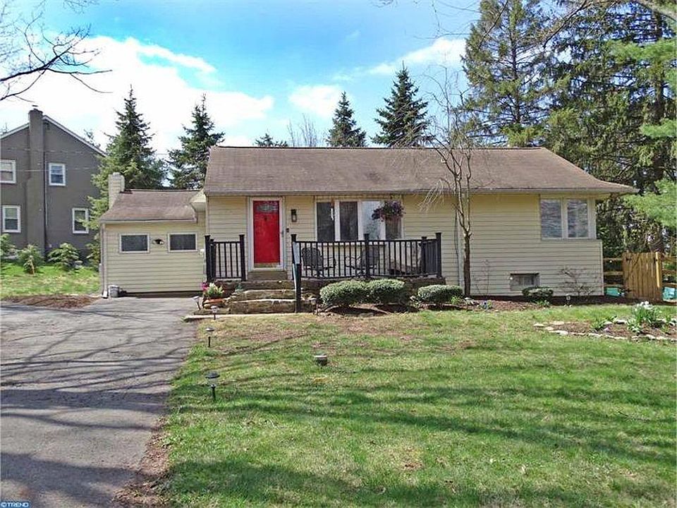 1st image of 15 Kings Ln