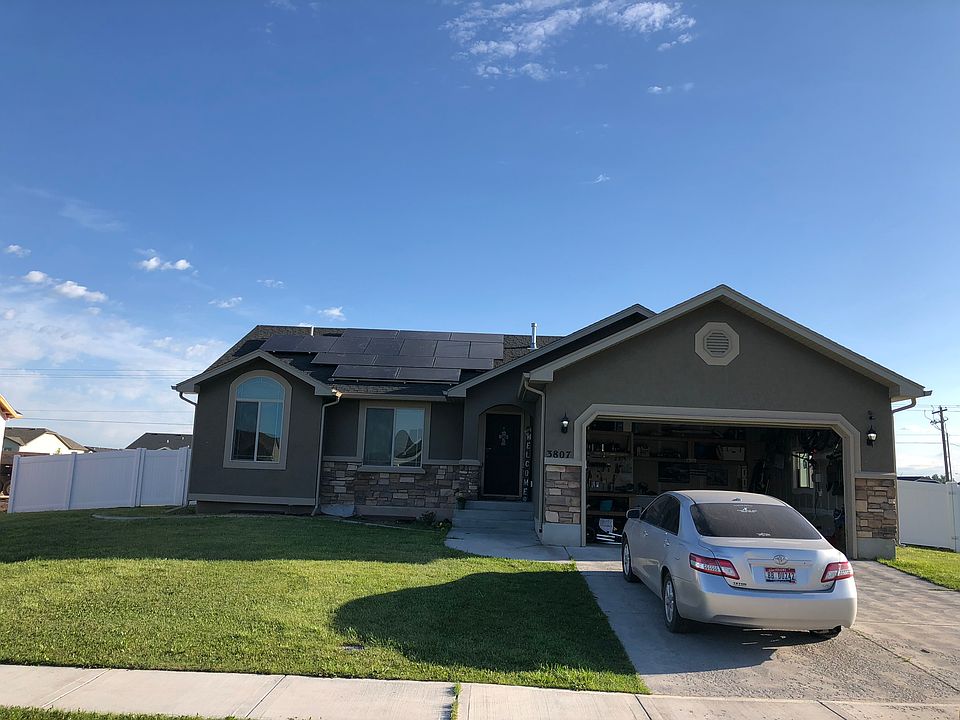 1st image of 3807 Navy Dr