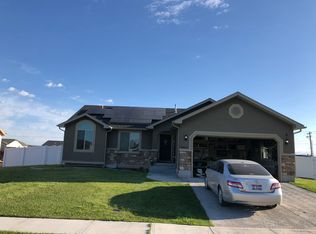 3807 Navy Dr, Idaho Falls, ID 83401