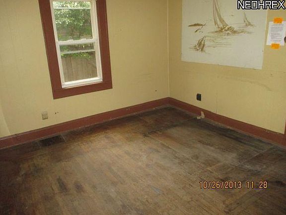 2nd image of 5571 Washington Ave