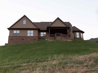 1275 Ambleside Ct, Clarksville, TN 37040