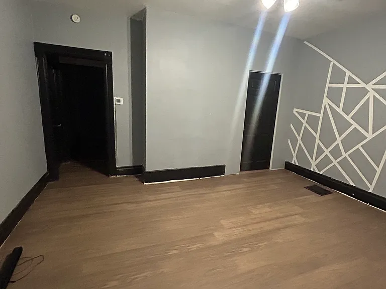 102 Knox Ave — Photo 7